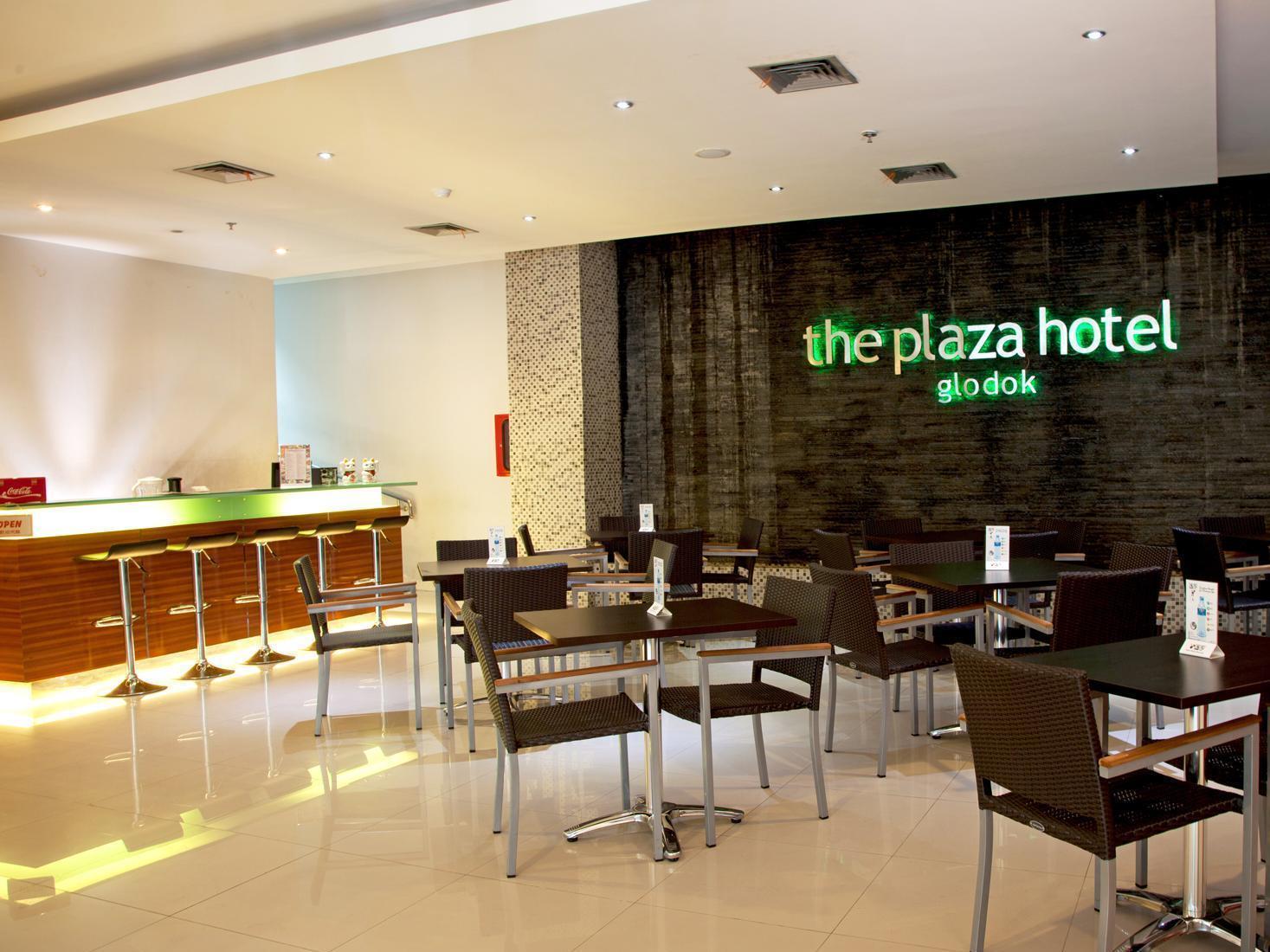 The Plaza Hotel Glodok Giacarta Esterno foto